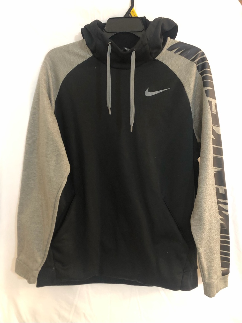 Nike Men’s Black & Gray Hooded Pullover Sweatshirt